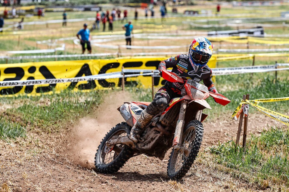 A Josep Garcia il Day 1 dell'EnduroGP di Spagna - VIDEO