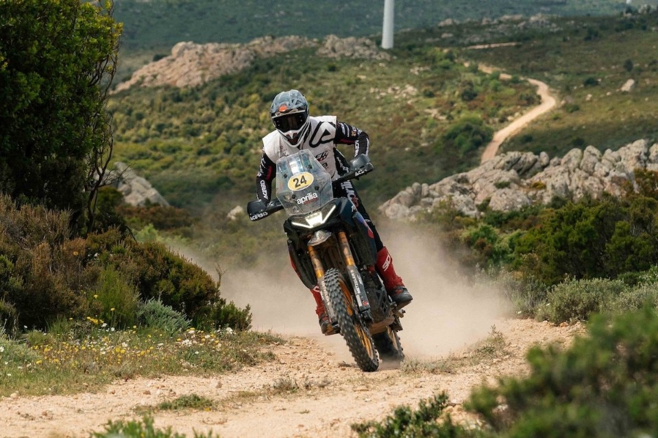 Cerutti e l'Aprilia Tuareg dominano la seconda tappa del Motorally 2025