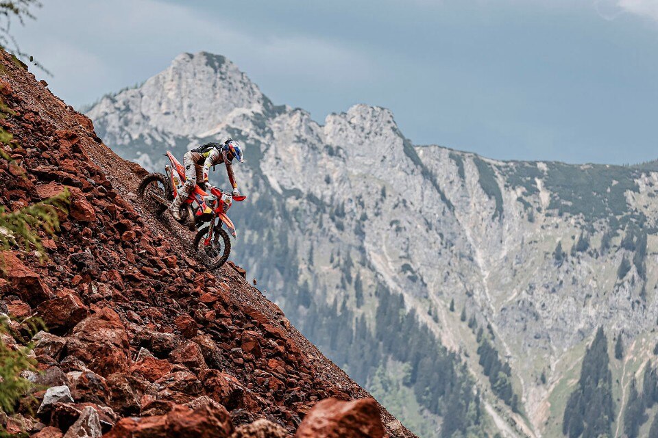 Manuel Lettenbichler vince l'Erzbergrodeo 2025