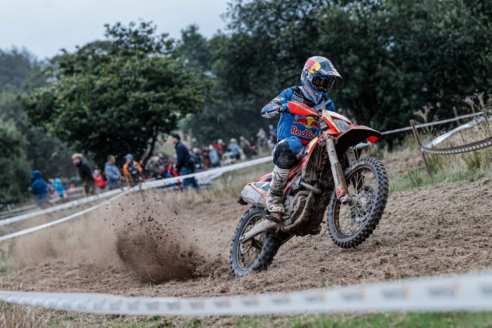 Sfida tra Garcia e Pichon nel secondo giorno dell’EnduroGP del Galles Sfida tra Garcia e Pichon nel secondo giorno dell’EnduroGP del Galles