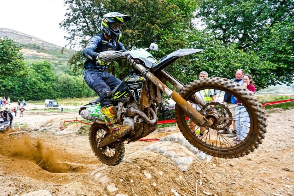 Ottimo debutto nell'enduro per Triumph Italia Racing