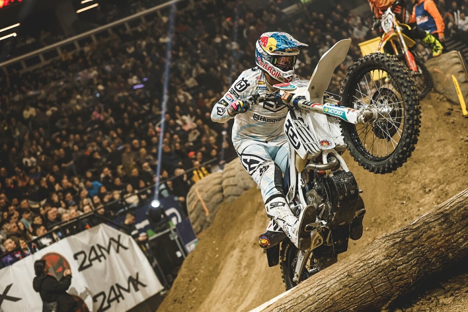 Billy Bolt domina anche il SuperEnduro di Budapest