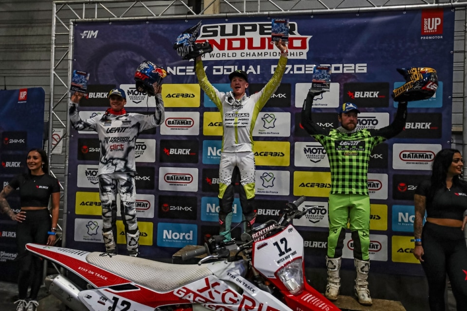 SuperEnduro World Championship 2026: Mitch Brightmore domina il round francese (ma senza Billy Bolt)