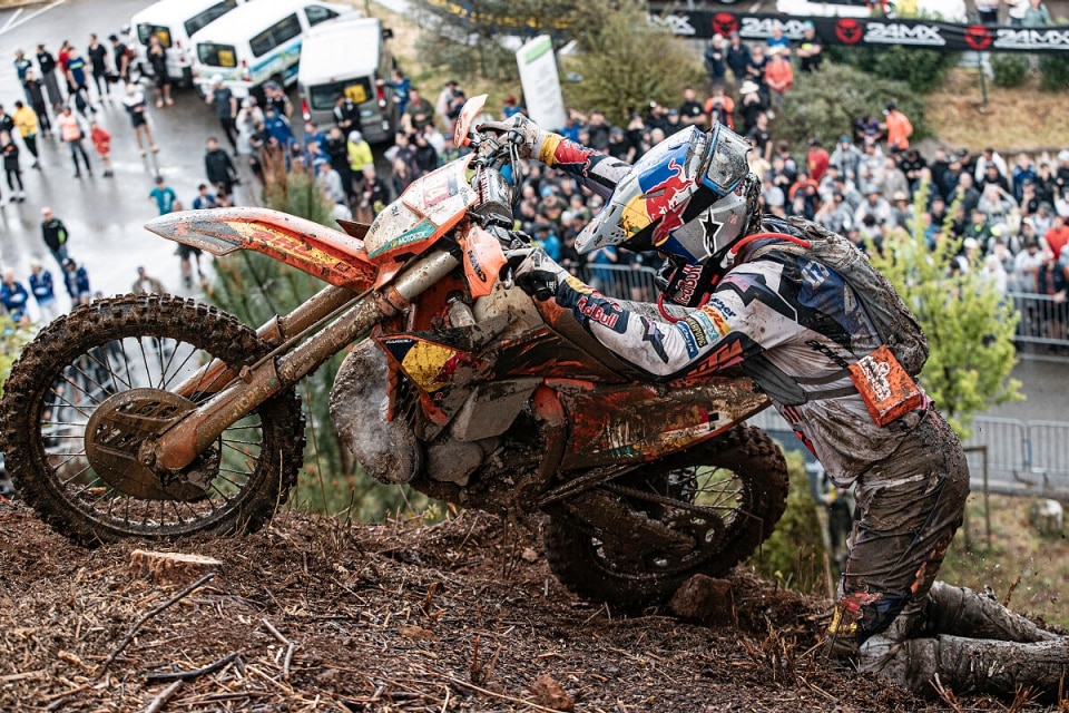 Hard Enduro 2026: Manuel Lettenbichler si aggiudica l'Alestrem, in Francia