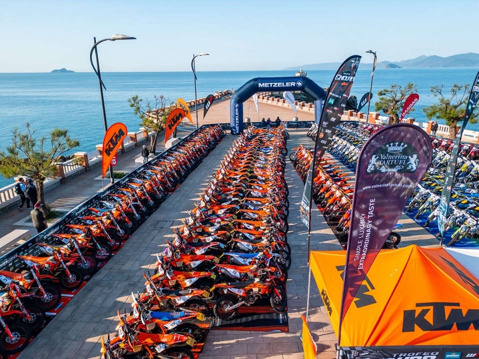 Trofei Enduro KTM, Husqvarna e GASGAS: a Piombino debutto spettacolare per l’edizione 2026