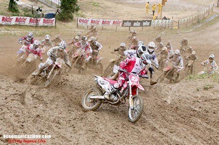 Campionato Italiano Motocross - Montevarchi. Compagnone domina la MX1, nella MX2 vince di misura Martini