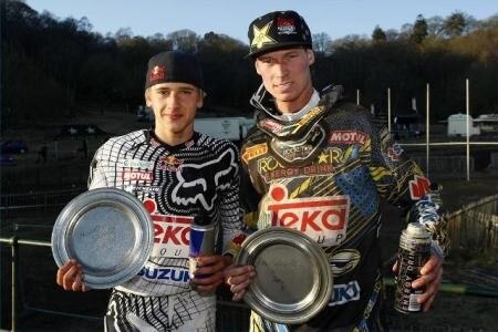 Hawkstone Park International. Dominio Suzuki con Ramon e Roczen