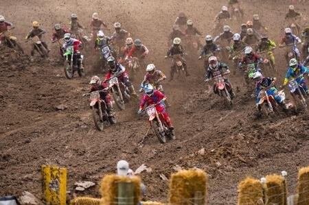 AMA Pro Motocross Championship - Indiana. Roczen vince nel fango e allunga