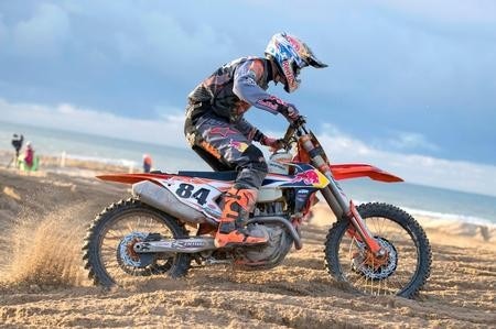 Red Bull Knock Out 2016. Jeffrey Herlings spazza via tutti!