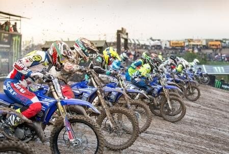 Yamaha YZ125 'bLU cRU' Cup 2017. Gli italiani Bassi e Cristino sul podio