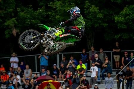AMA National Motocross 2018 – Budds Creek. Tomac pareggia con Roczen. Plessinger Campione - VIDEO