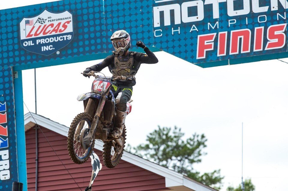 Pro Motocross Championship, terza vittoria di fila per Ferrandis a Southwick - VIDEO