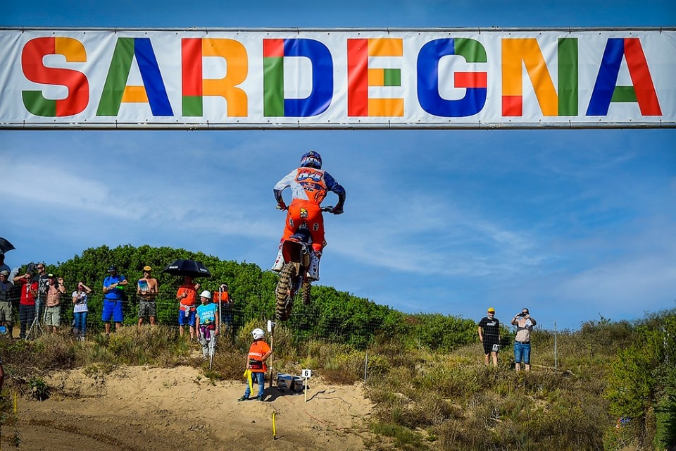 MXGP della Sardegna, Jeffrey Herlings vince e conquista la tabella rossa - VIDEO