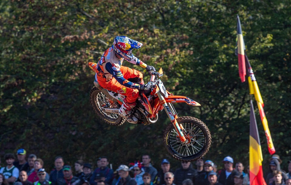 Herlings e Vialle si aggiudicano l'MXGP di Francia - VIDEO Herlings e Vialle si aggiudicano l'MXGP di Francia - VIDEO