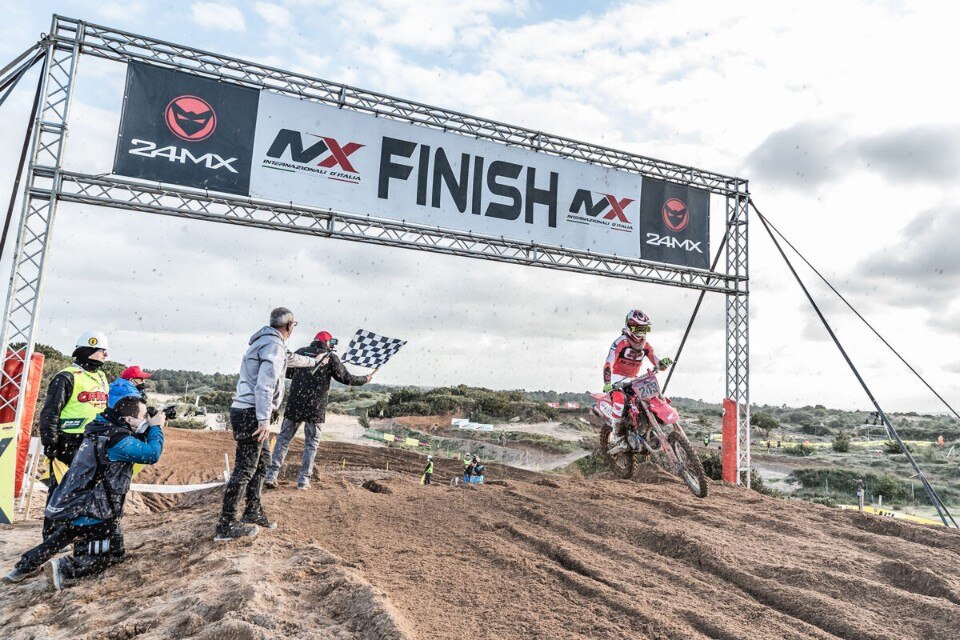 Tim Gajser è il Supercampione degli Internazionali d’Italia MX2 2022