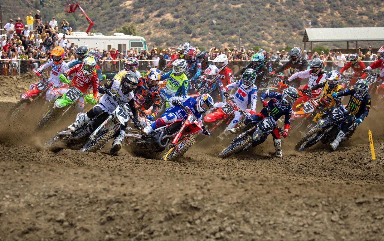 AMA Pro Motocross Championship 2022: i piloti Honda dominano l'apertura a Fox Raceway - VIDEO