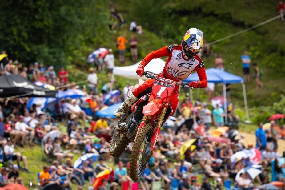 AMA Pro Motocross 2022: Tomac doppietta e tabella rossa a Spring Creek - VIDEO