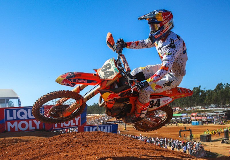 MXGP :Jeffrey Herlings e Jago Geerts si aggiudicano il GP del Portogallo - VIDEO