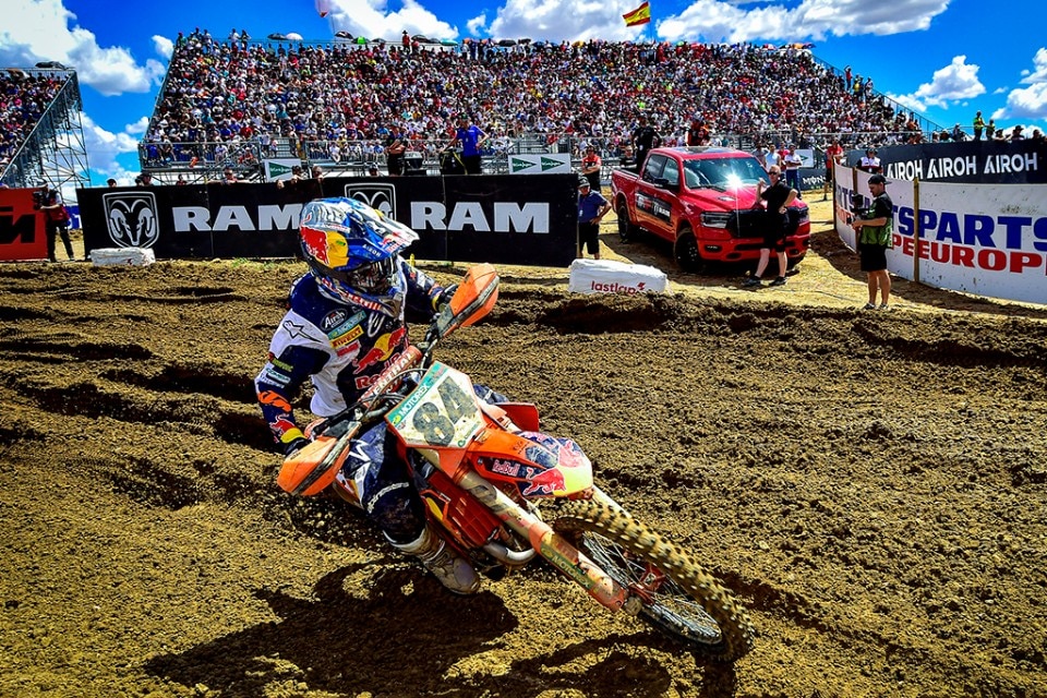 MXGP : solo Jeffrey Herlings fa meglio di Mattia Guadagnini nel GP del Portogallo - VIDEO