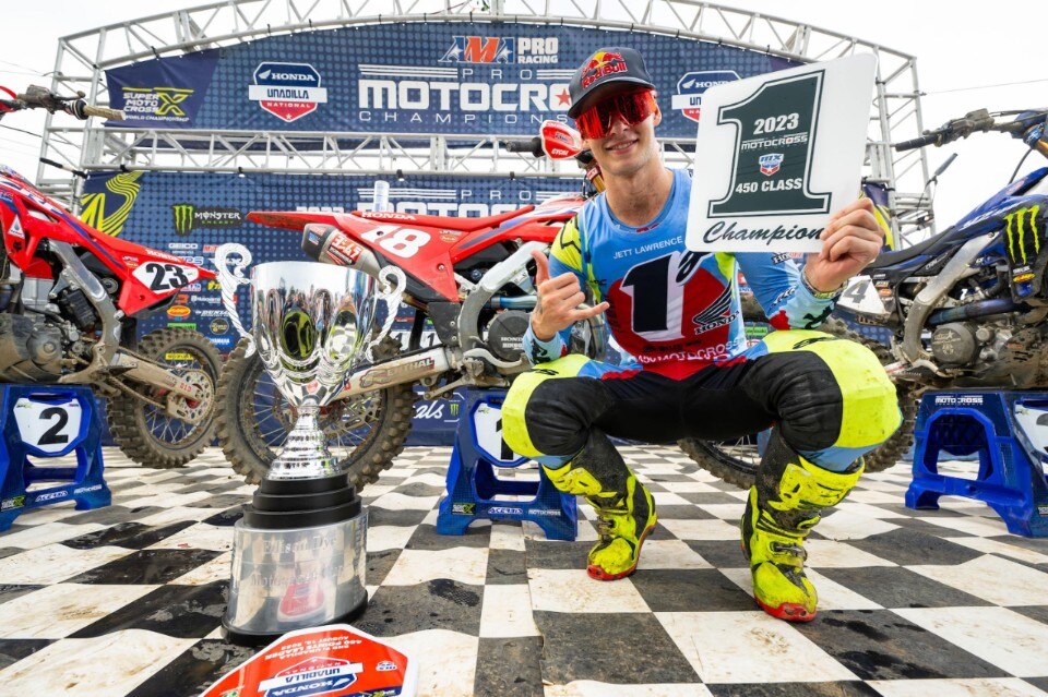 AMA Pro Motocross 2023: Jett Lawrence campione 450 - L'analisi di Stefano Dami e i VIDEO AMA Pro Motocross 2023: Jett Lawrence campione 450 - L'analisi di Stefano Dami e i VIDEO