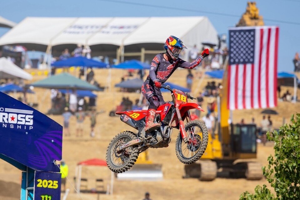 2025 Pro Motocross: Jett Lawrence e Haiden Deegan si ripetono ad Hangtown - VIDEO