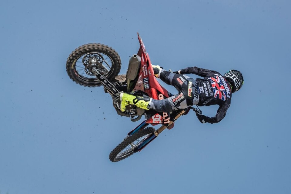 Tony vola sempre alto!