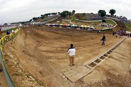 Mondiale MX1 – MX2. Domenica il GP di Francia