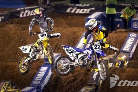 AMA Supercross. Travis Pastrana al via a st. Louis