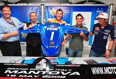Concorso "Disegna la Maglia Azzurra 2009". Il vincitore è Pierfrancesco Furone