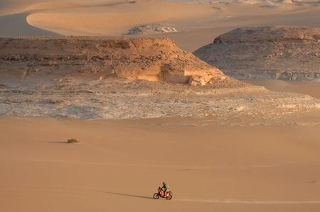 Pharaons 2010. L'armata Aprilia sfida Marc Coma