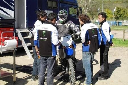 Steven Frossard prova la Yamaha 450. Prima uscita in pista a Ponte a Egola