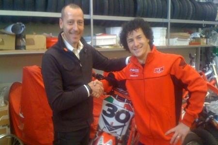Mondiale Supermoto 2011. Lazzarini rinnova con Honda