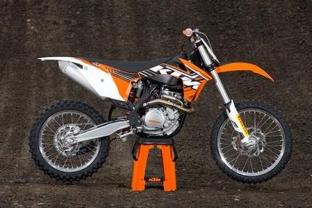 La precisazione di KTM Italia. La 450 SX-F non uscirà di produzione