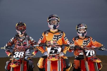 Red Bull KTM Factory Racing. Team Shooting spettacolo!