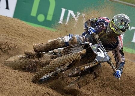 Team Yamaha Monster Energy. Infortuni update