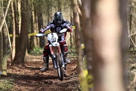 2013 Husqvarna ACU British Sprint Enduro Championship. Video Highlights Rnds 1&2