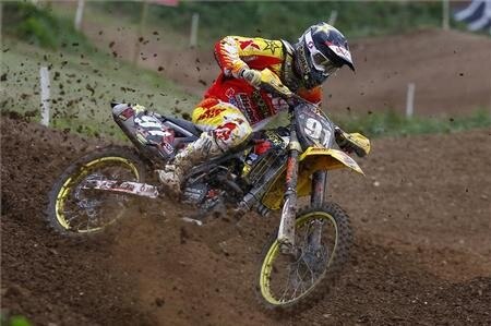 Glenn Coldenhoff alla Suzuki. Nel 2014 con il Team Rockstar Energy Suzuki Europa