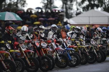Sic Supermoto Day 2013. Max Biaggi e Valentino Rossi le due prime stelle