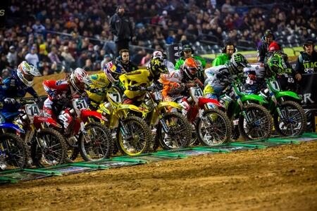 AMA Supercross 2014. Gentlemen, start your engines!