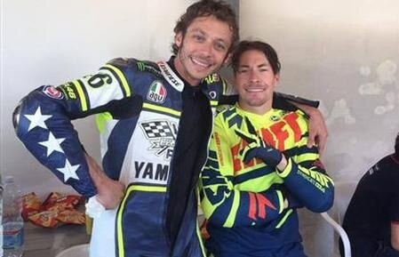 Valentino Rossi vs Nicky Hayden. Sfida all'americano...!