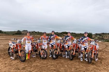 Team Red Bull KTM Factory. Official photo shooting 2016