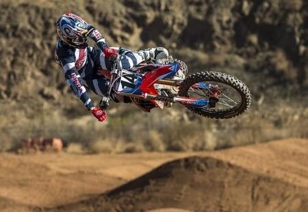 AMA Pro Motocross 2016. Cole Seely altri due anni con Team Honda HRC