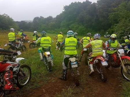 1° Corso Motociclisti Volontari di Protezione Civile. L'enduro al servizio della società