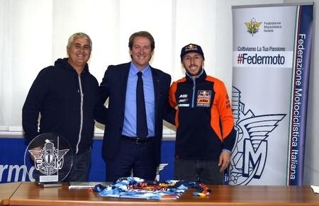 Antonio Cairoli e Claudio De Carli ospiti della FMI. Il Presidente Copioli fa gli onori di casa
