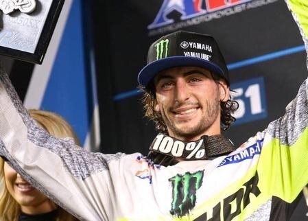 Dylan Ferrandis injury update. Fratture al braccio e al viso - VIDEO