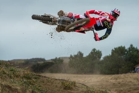 Mondiale MXGP 2019. Intervento chirurgico per Gajser