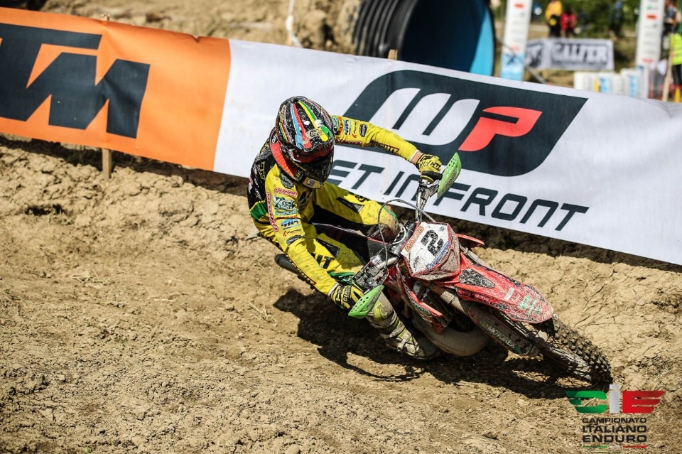 Finale di stagione per gli Assoluti d'Italia Enduro  Finale di stagione per gli Assoluti d'Italia Enduro