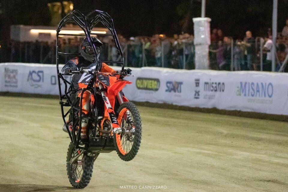 Christian Savonitti: un 2019 al massimo fra show, allenamenti e mototerapie  Christian Savonitti: un 2019 al massimo fra show, allenamenti e mototerapie