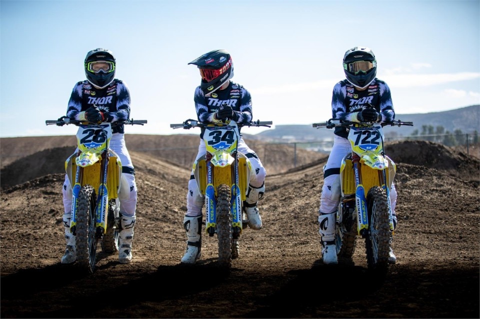 Suzuki presenta la nuova squadra Supercross 2021