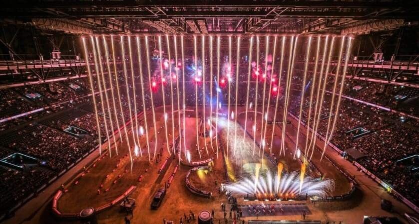 Anche Tony Cairoli e Chad Reed al Supercross de Paris 2021!